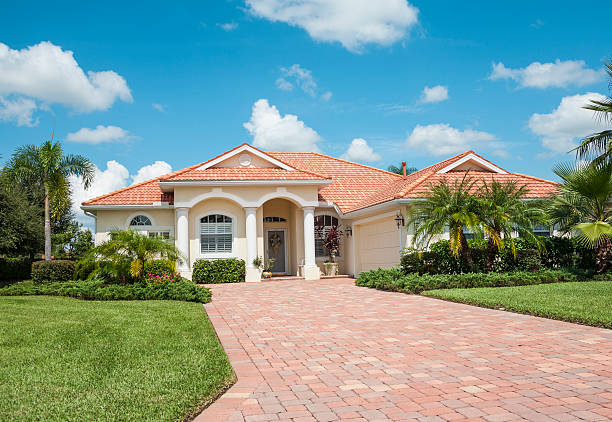 Best Driveway Paving Contractor  in Nashotah, WI